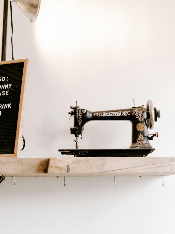 antique-singer-sewing-machine